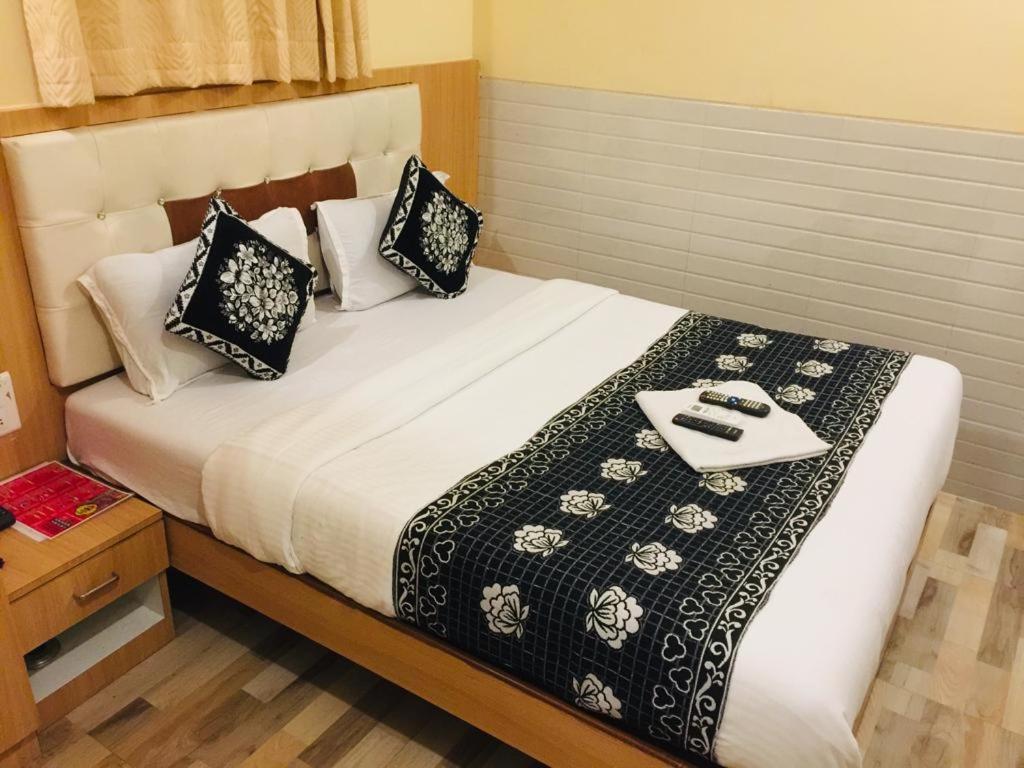 Hotel Kf Residency Bombay Eksteriør billede